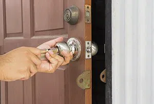 General Locksmith Store Falls Church, VA 703-574-6785 - emergency-locksmith-opening